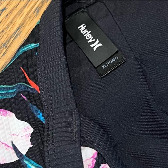 HURLEY • Floral Bikini Top • Size XL - Picture 2 of 6